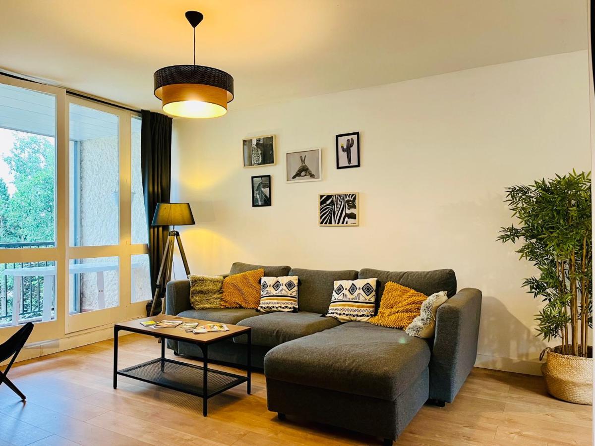 Airelles, Bel Appartement Cadre Naturel, Loggia Et Vue Montagne Font-Romeu-Odeillo-Via المظهر الخارجي الصورة