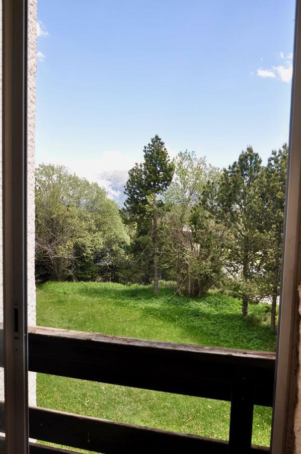 Airelles, Bel Appartement Cadre Naturel, Loggia Et Vue Montagne Font-Romeu-Odeillo-Via المظهر الخارجي الصورة