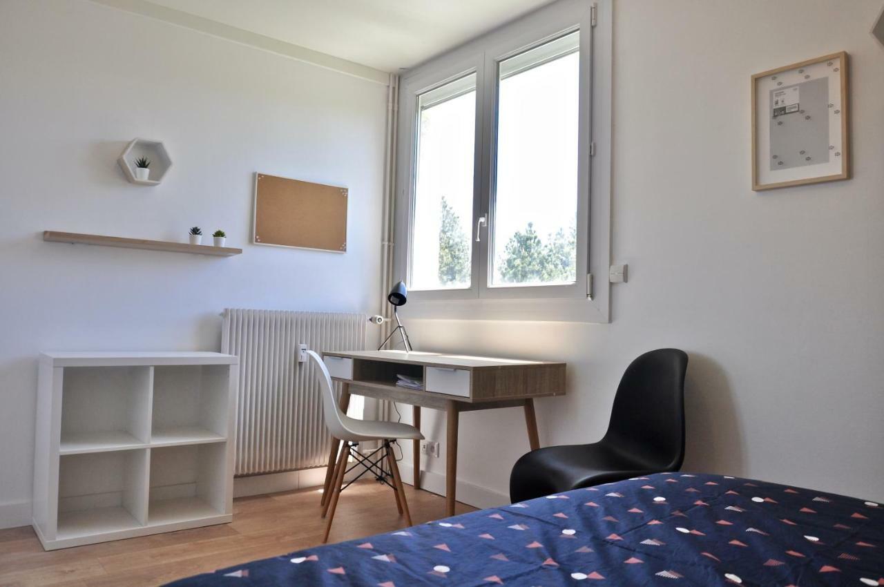 Airelles, Bel Appartement Cadre Naturel, Loggia Et Vue Montagne Font-Romeu-Odeillo-Via المظهر الخارجي الصورة